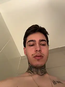 samm4044 online show from May 2026 10:27:02 PM