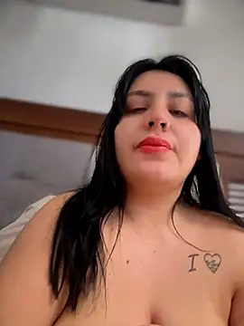 victoria amatista  online show from July 2026 03:30:01 PM