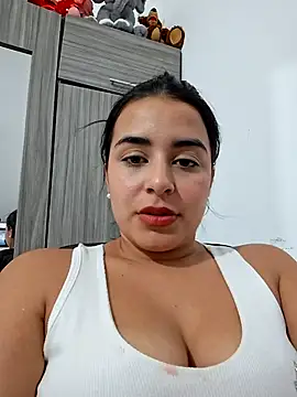 Snapshot of channell0 chatting on September 2025 04:56:02 AM channell0 online show from September 2025 04:56:02 AM