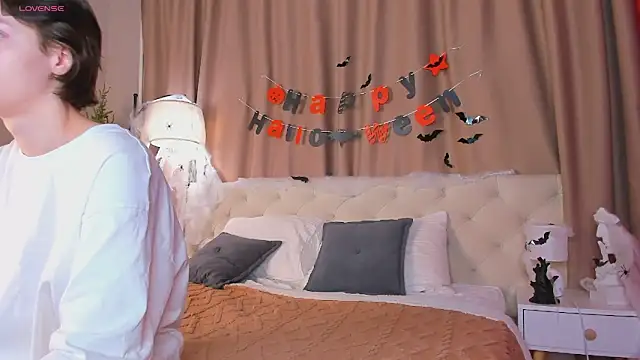 Skelerata online show from October 2025 01:18:01 AM