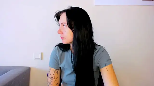 Elle Pearl  online show from October 2025 06:13:02 AM