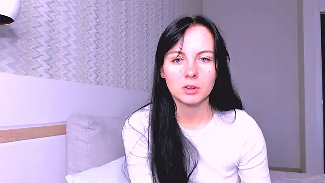 Snapshot of Elle_Pearl_ chatting on December 2025 07:28:02 AM Elle Pearl online show from December 2025 07:28:02 AM