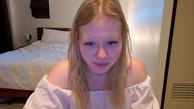 Snapshot of Wendy_228 chatting on June 2026 03:20:02 AM Wendy 228 online show from June 2026 03:20:02 AM
