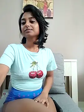 Snapshot of littlemissdevil69 chatting on March 2026 05:45:02 AM littlemissdevil69 online show from March 2026 05:45:02 AM