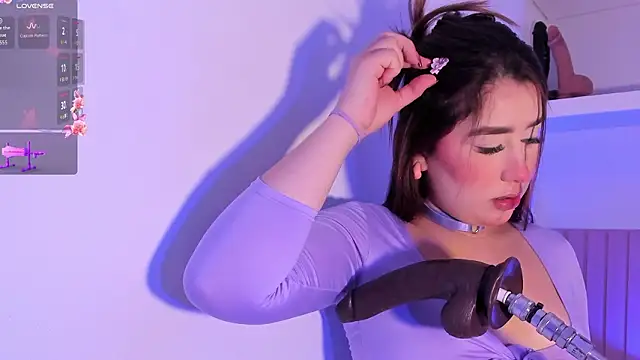 Snapshot of Amara_melodi chatting on February 2026 11:26:02 AM Amara melodi online show from February 2026 11:26:02 AM