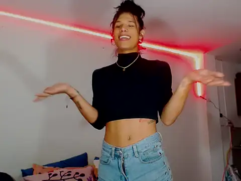 Snapshot of beautiful_taty chatting on October 2025 02:23:02 AM beautiful taty online show from October 2025 02:23:02 AM