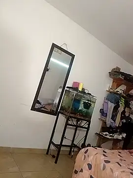 Snapshot of beautiful_taty chatting on November 2025 04:01:02 AM beautiful taty online show from November 2025 04:01:02 AM