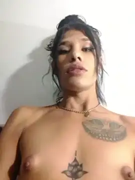 Snapshot of beautiful_taty chatting on December 2025 05:58:01 AM beautiful taty online show from December 2025 05:58:01 AM