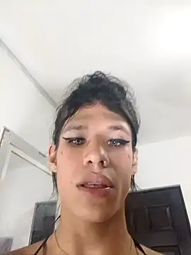 Snapshot of beautiful_taty chatting on February 2026 04:10:02 AM beautiful taty online show from February 2026 04:10:02 AM