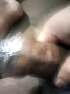 Snapshot of Curvy_Pounder chatting on November 2025 02:39:01 PM Curvy Pounder online show from November 2025 02:39:01 PM