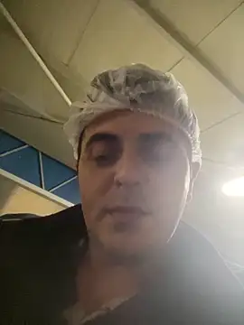 Semihh35 online show from April 2026 01:29:02 AM