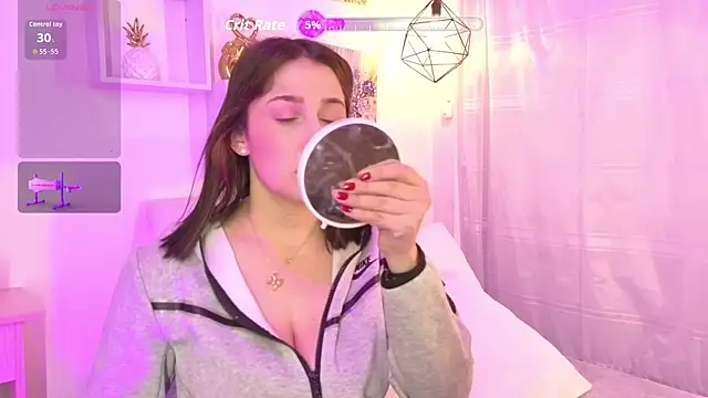 Samaraa Smith online show from November 2025 11:10:01 AM