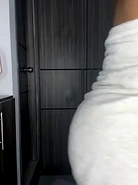 Snapshot of Mia_sweet80 chatting on September 2025 02:45:01 AM Mia sweet80 online show from September 2025 02:45:01 AM