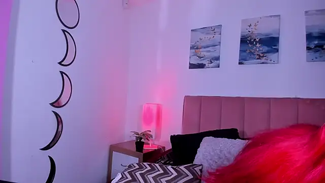 Maddy Mills online show from May 2026 11:37:01 AM