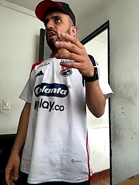 Jacobs0 online show from December 2025 08:04:02 PM