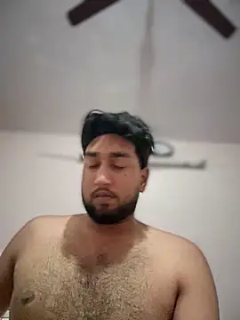 Snapshot of aka_big chatting on December 2025 02:11:01 PM aka big online show from December 2025 02:11:01 PM