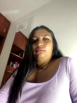 Issa Santana online show from January 2026 08:44:02 PM