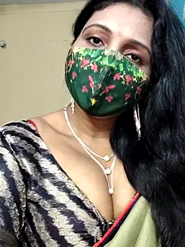 Hotty Sonali online show from November 2025 06:41:01 PM