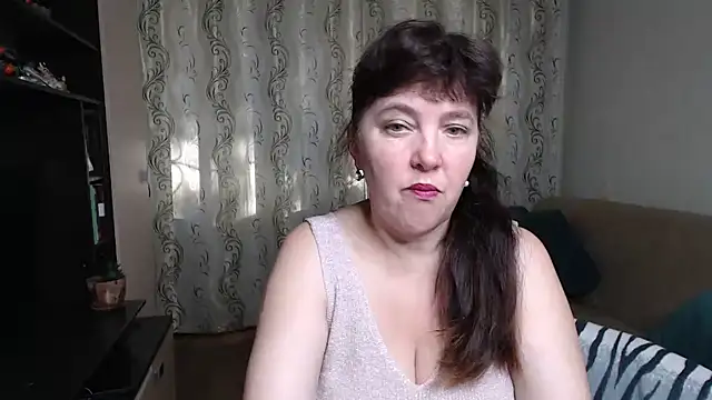 Snapshot of Illusionq chatting on September 2025 05:29:02 AM Illusionq online show from September 2025 05:29:02 AM