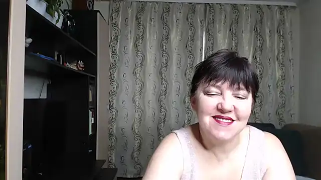 Snapshot of Illusionq chatting on November 2025 05:06:01 AM Illusionq online show from November 2025 05:06:01 AM