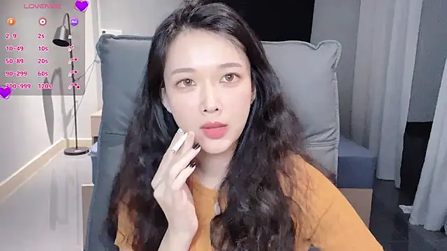 NiNi-baby520 online show from September 2025 03:55:02 PM