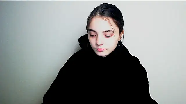 Sun Shine   online show from November 2025 03:50:01 AM