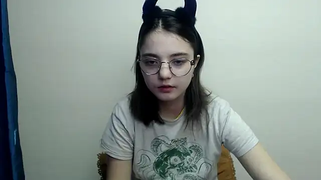 Sun Shine   online show from February 2026 09:48:02 PM