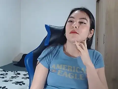 EloiseJun online show from September 2025 07:27:01 PM