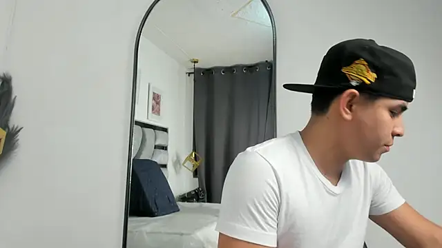lianfox  online show from July 2026 12:19:01 PM