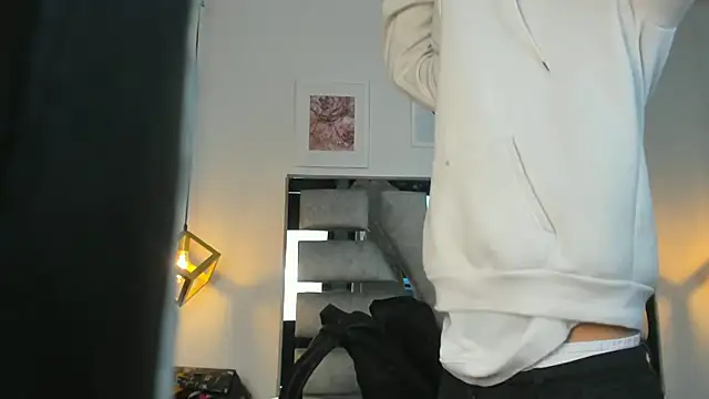 lianfox  online show from July 2026 12:30:02 PM