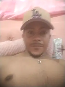 Snapshot of leo_yeshua27 chatting on September 2025 09:58:01 PM leo yeshua27 online show from September 2025 09:58:01 PM