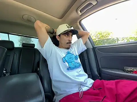 bigdickkane300 online show from June 2026 10:03:02 PM