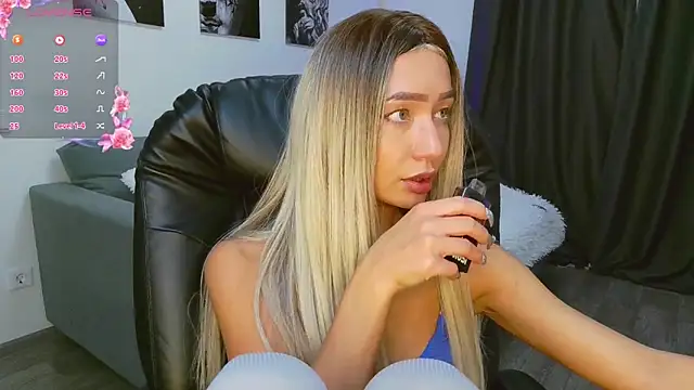 Lisa Shultz online show from November 2025 02:18:02 PM