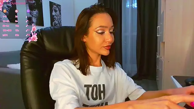 Lisa Shultz online show from December 2025 05:19:02 PM