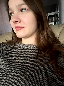 MichelleRoux online show from September 2025 10:53:02 AM