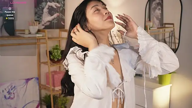 MoiraEger online show from September 2025 04:09:05 PM