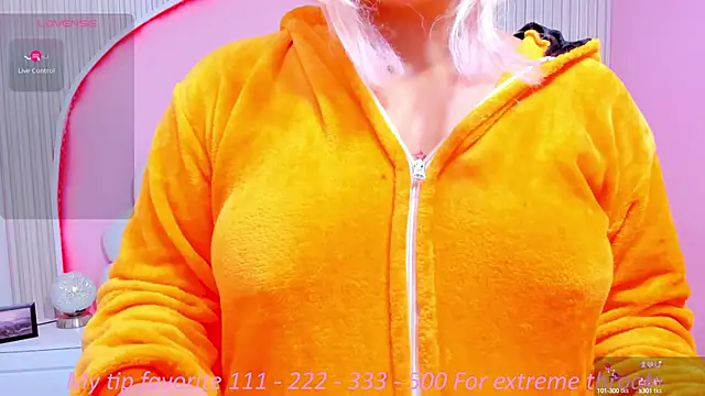 hinata dolly online show from October 2025 11:22:01 AM