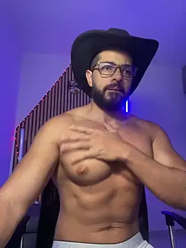 Snapshot of magnumchris chatting on February 2026 08:31:01 AM magnumchris online show from February 2026 08:31:01 AM