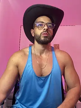 magnumchris online show from April 2026 05:37:01 PM