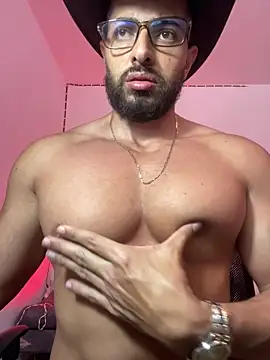 magnumchris online show from May 2026 01:56:01 AM