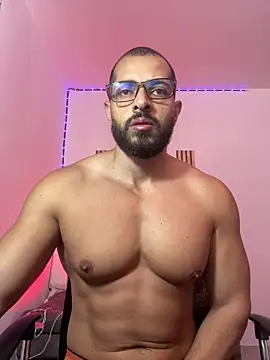 magnumchris online show from May 2026 04:12:01 PM