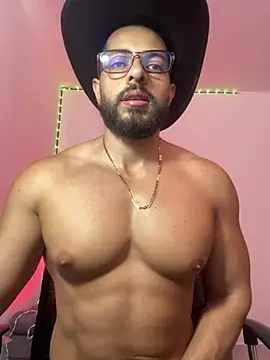 magnumchris online show from May 2026 05:28:01 PM