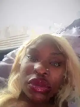 Snapshot of succubusebony chatting on March 2026 05:18:02 PM succubusebony online show from March 2026 05:18:02 PM