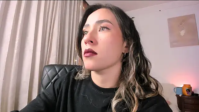 Sara kaic online show from May 2026 01:35:02 AM