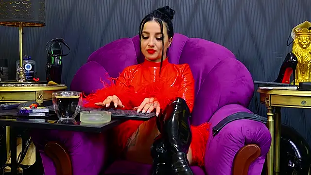 Snapshot of VivianReeve chatting on January 2026 06:49:01 AM VivianReeve online show from January 2026 06:49:01 AM