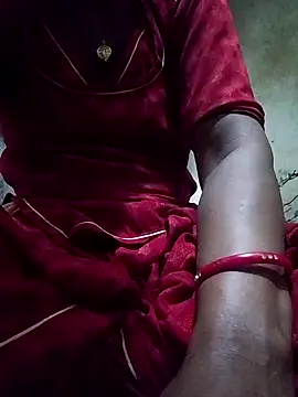 Snapshot of aunty_sumy chatting on October 2025 01:03:02 AM aunty sumy online show from October 2025 01:03:02 AM