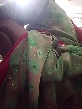 Snapshot of aunty_sumy chatting on November 2025 12:24:02 AM aunty sumy online show from November 2025 12:24:02 AM