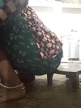 Snapshot of aunty_sumy chatting on November 2025 03:34:02 PM aunty sumy online show from November 2025 03:34:02 PM