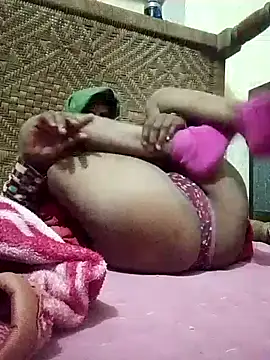 Snapshot of aunty_sumy chatting on November 2025 05:29:02 PM aunty sumy online show from November 2025 05:29:02 PM