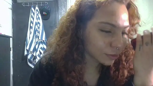 VioletV online show from May 2026 12:16:02 AM